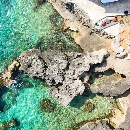 Lila Hvar - Sustainable Stone Cliff House